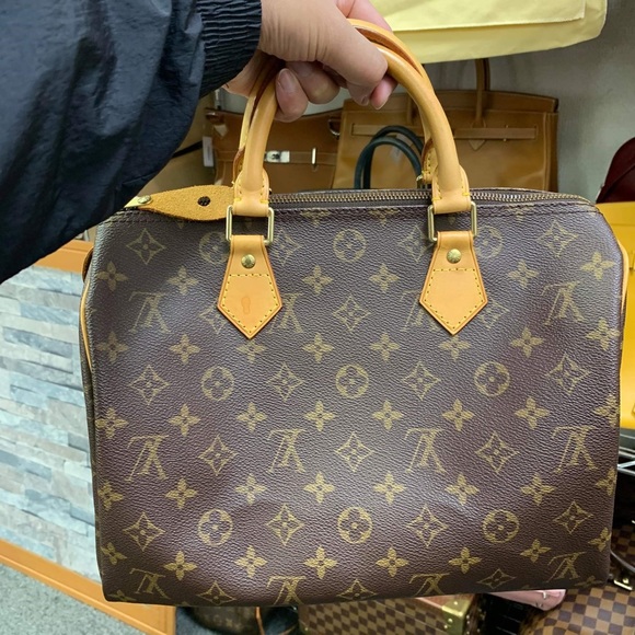 Authentic Speedy 30